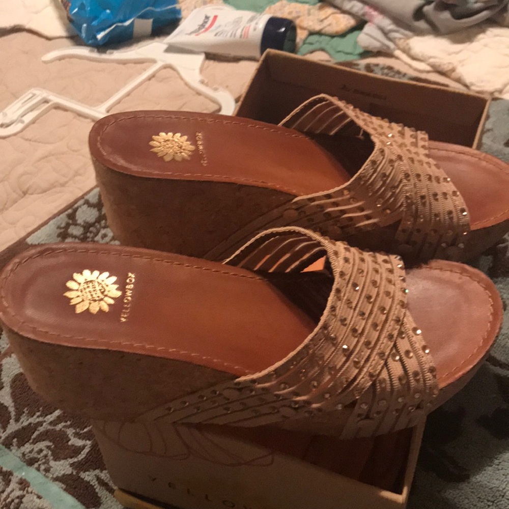 Yellow box Wedges